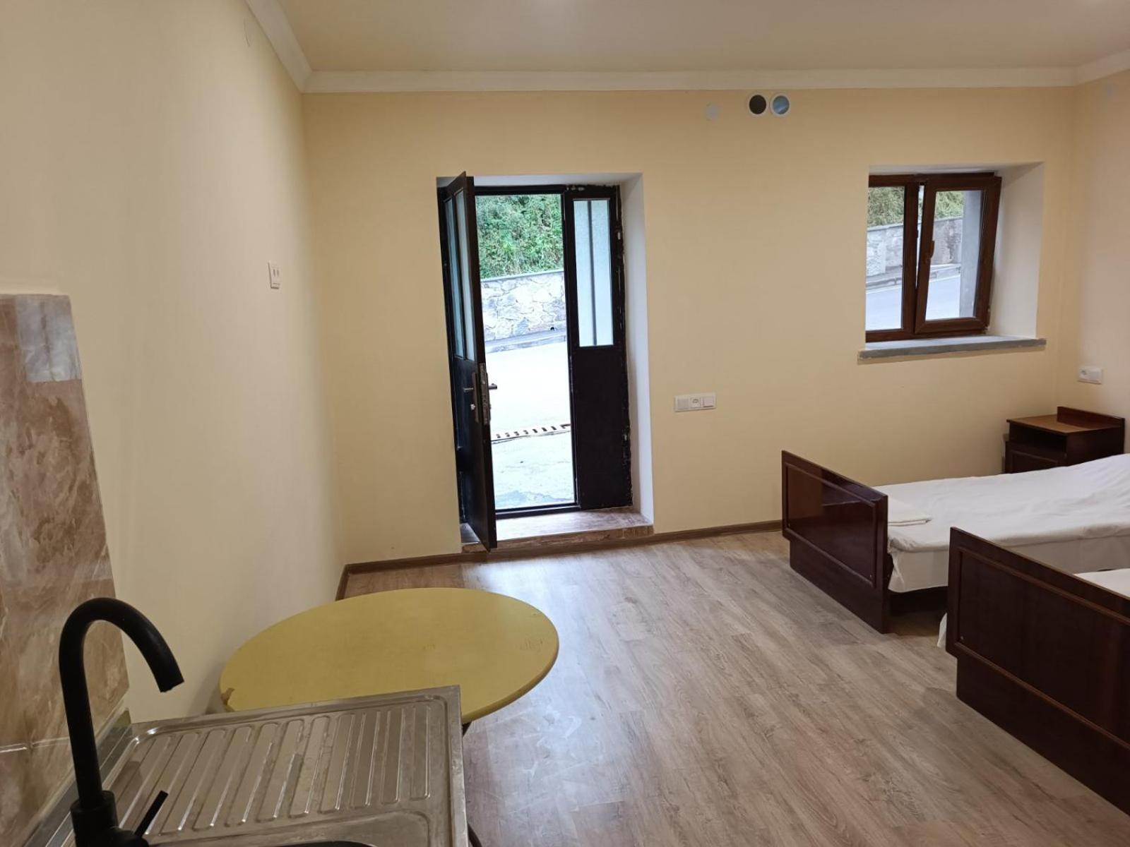 Verishen Guest House B&B Goris Exterior foto